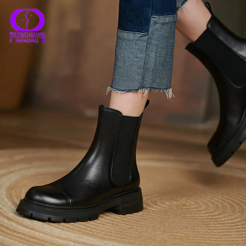 

AIMEIGAO Autumn Winter Fashion Full Leather Chelsea Boots Women Casual Short Boots Platform Elastic Band Female Ankle Boots