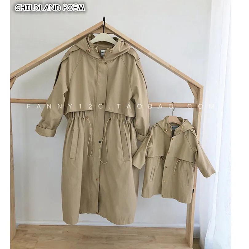 Одинаковая одежда для мамы и дочки; Осенняя семейная куртка для мамы и дочки; ветровка; пальто; Одинаковая одежда для семьи