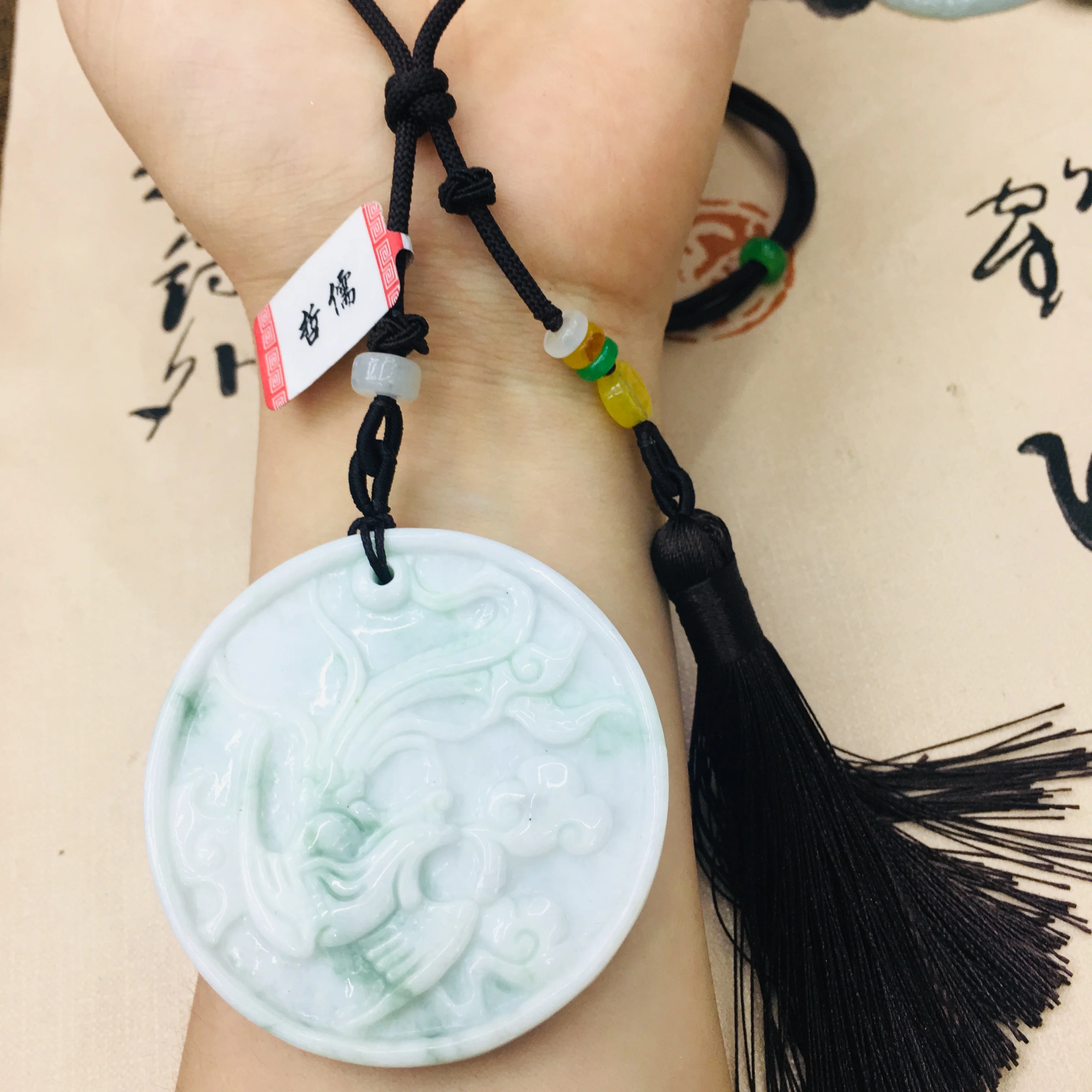 

Natural Burmese Emerald Jade Carving Round Two-Color Phoenix Pendant with Hand-knitted Tassel Necklace Elegant Women's Sweater C