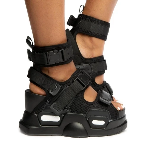 Женские босоножки на массивной платформе танкетке | Обувь