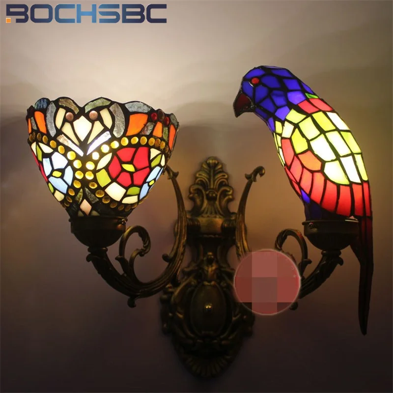 

BOCHSBC Stained Glass Parrot Wall Lamp American Style Bedside Sconce Decor Creative Art Wall Sconce Balcony Stair Vintage Lights