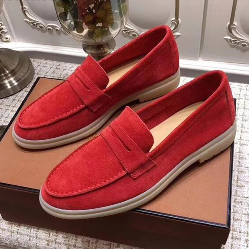 Женские удобные туфли на плоской подошве телесного цвета с круглым носком