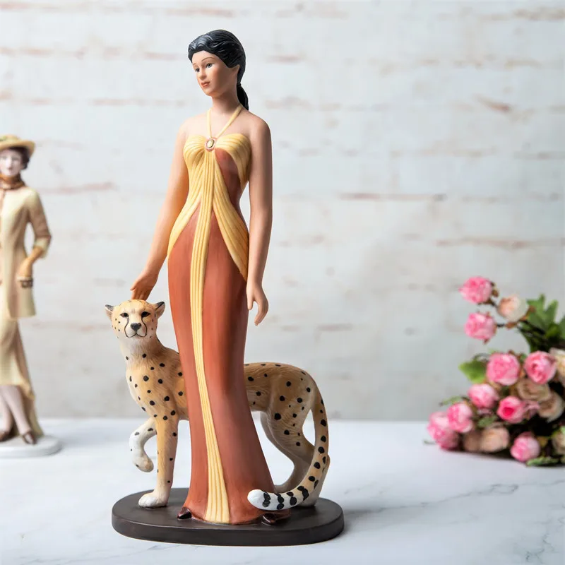 

12" Home Interiors Porcelain Figurine ALEXANDRIA and The CHEETAH