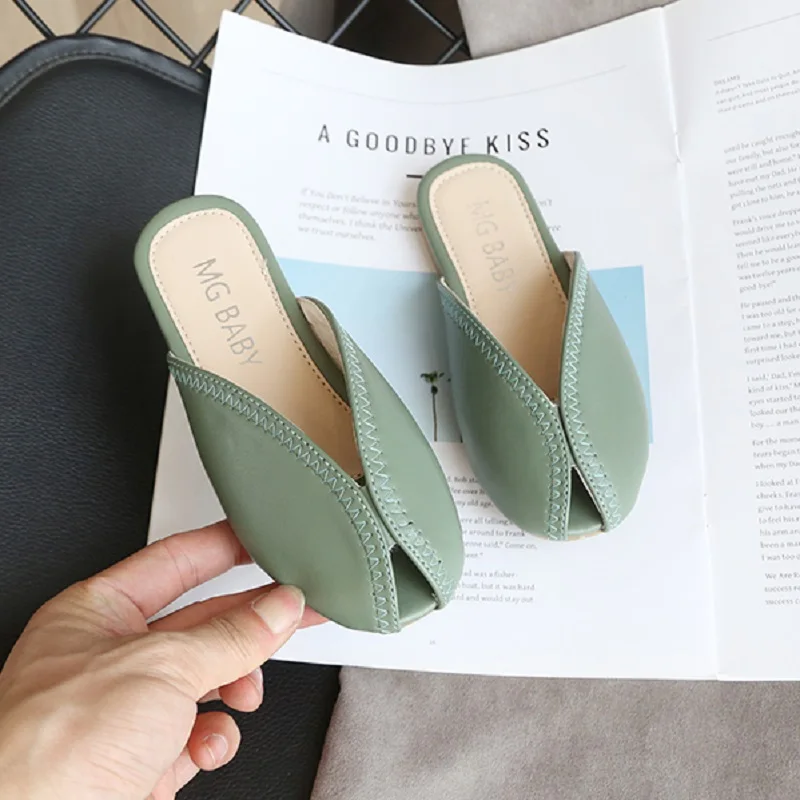 Шлепанцы из ПУ кожи для девочек Простые сандалии с квадратным носком дома и