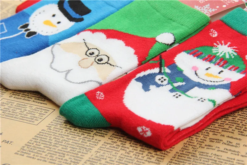 1 pair Casual Women Christmas socks Funny Cartoon Snowman Santa Claus elk flake socks Cotton Christmas Gift for women
