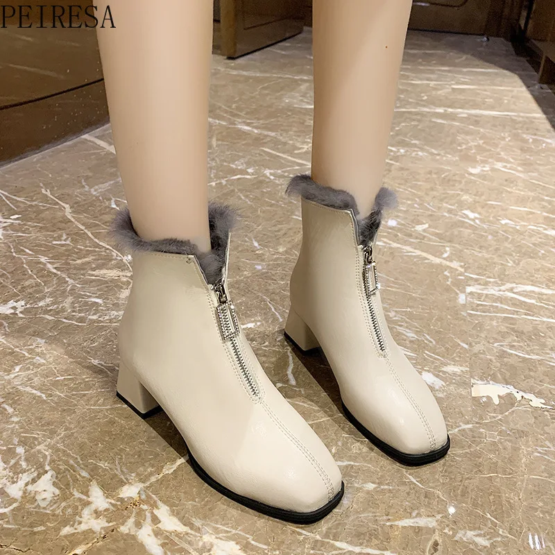 

Women's Plus Velvet Fashion Boots Autumn and Winter Fashion Square Toe Thick with Front Zipper Short Boots Mid-heel Martin Boots