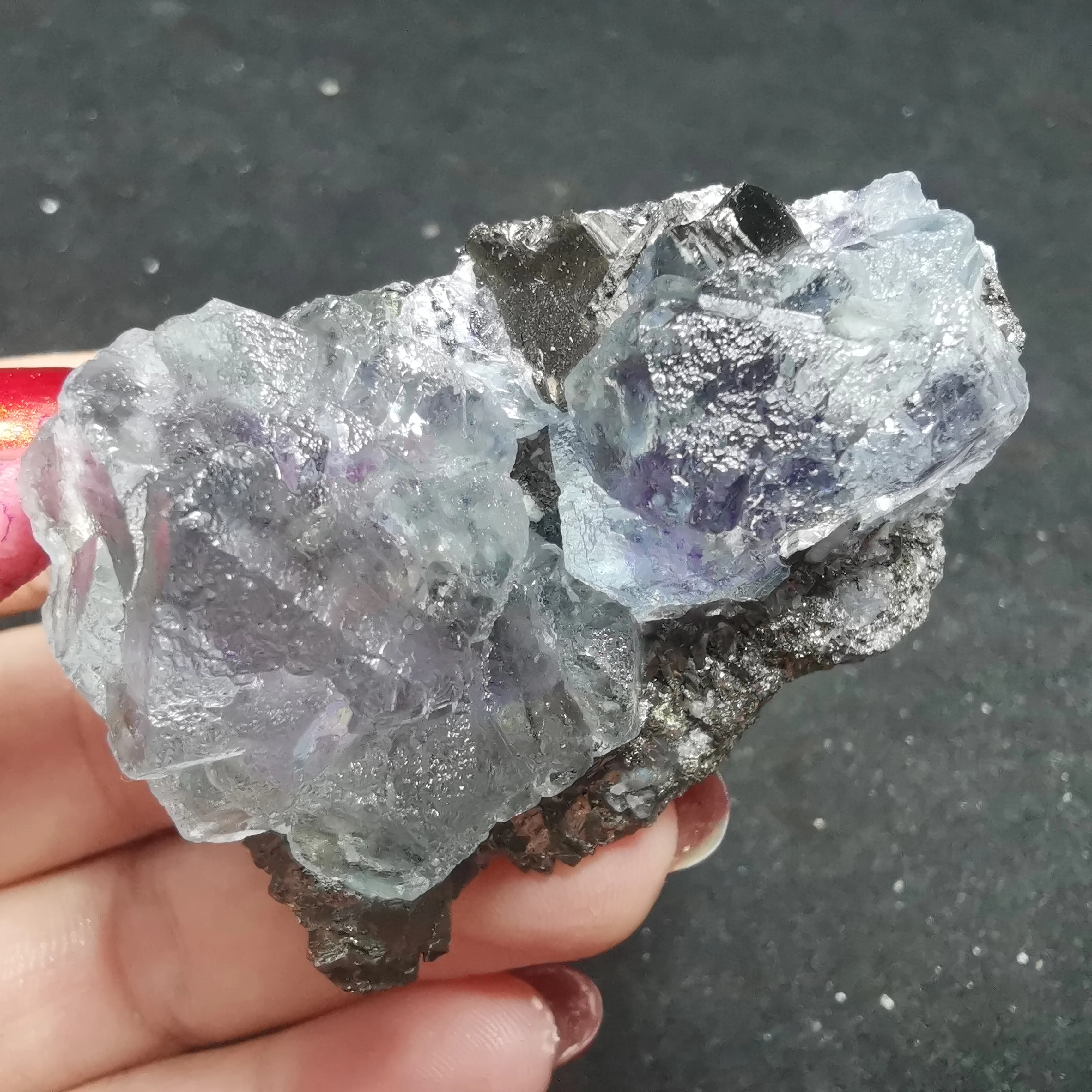 

72gNatural rare purple heart fluorite and magnetite associated mineral specimen HEALING CRYSTAL QUARTZ GEM