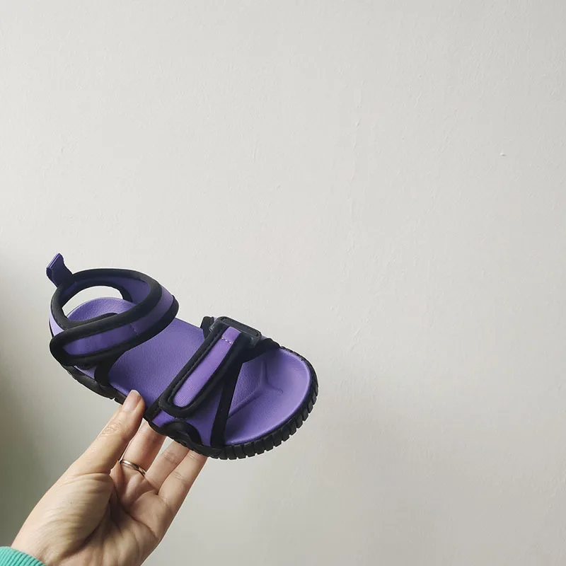 

Kids Girls and Boys 2021 Summer New Children's Lightweight Sandals Girl Fashion Beach Shoes Children's Sandals