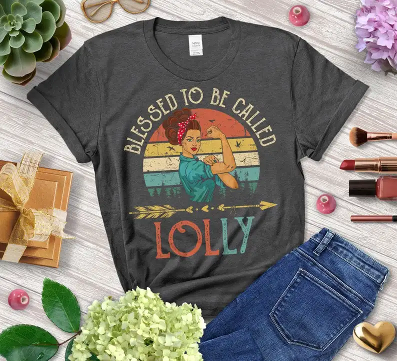 

Blessed Lolly To Be Called Lolly Retro T-Shirt Gift Idea for Grandma at Mother's Day Birthday Anniversary 100%cotton y2k O Neck