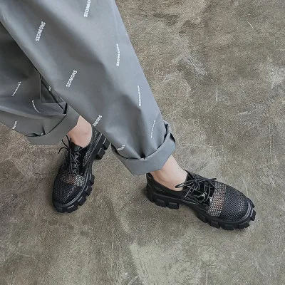 

2020 Summer Spring New Round-toe Platform Casual Shoes Women Mesh Breathable Lace-up Platform Hollow White Black Fashion Shoes