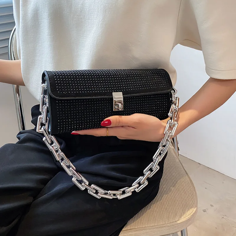 

2021 Spring Fashion Simply Shoulder Bag For Women Diamond Luxury Designer Shoulder Messenger Bag Chain Elegant Small Handbag
