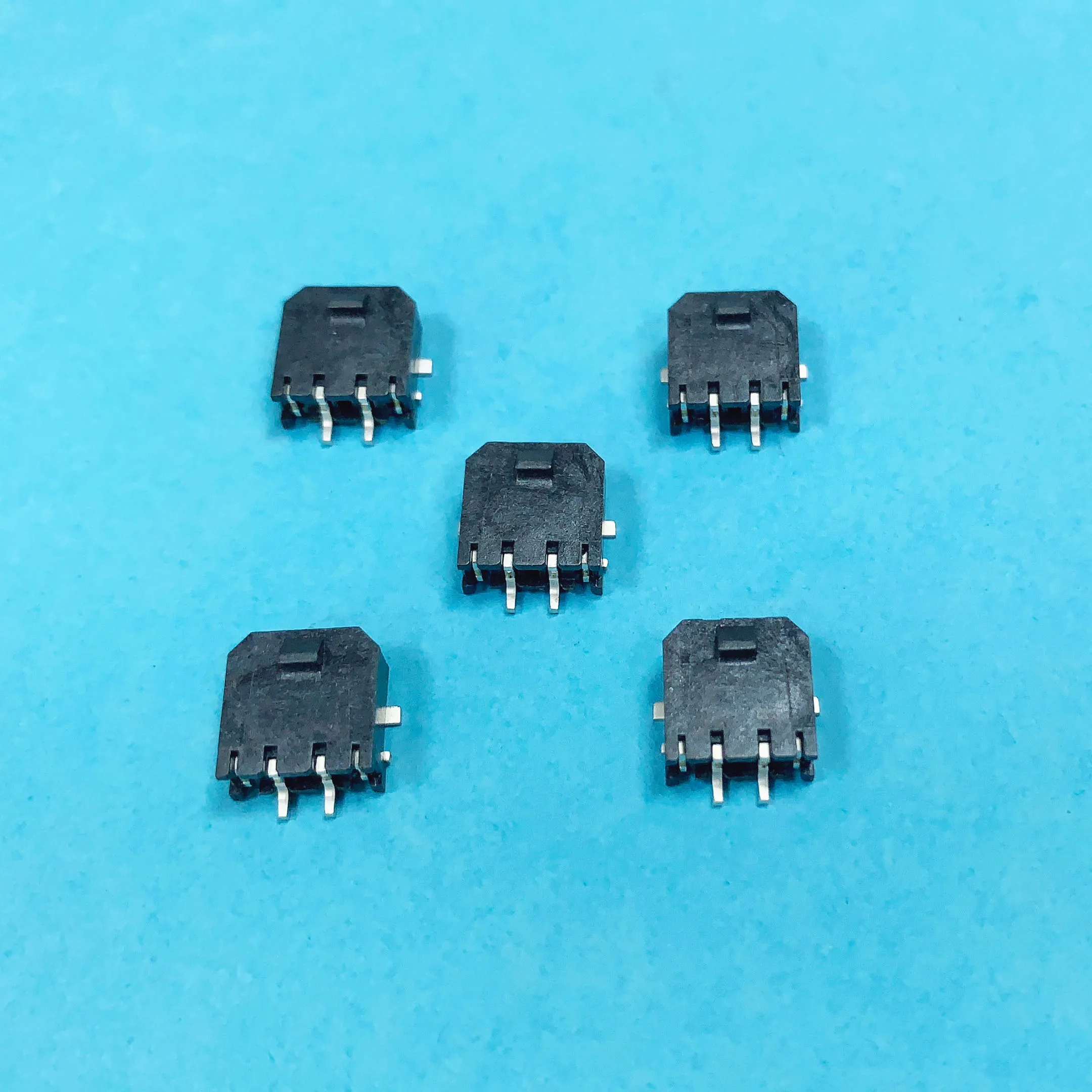 

Micro-Fit 3.0 Right-Angle Header, 3.00mm Pitch, Single Row, 2 Circuits, with Solder Tab, Tin, Glow-Wire Capable,43650-0212