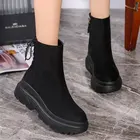 Женские замшевые кроссовки, повседневные коричневые ботинки на плоской подошве, вулканизированные, Новинка осени 2021