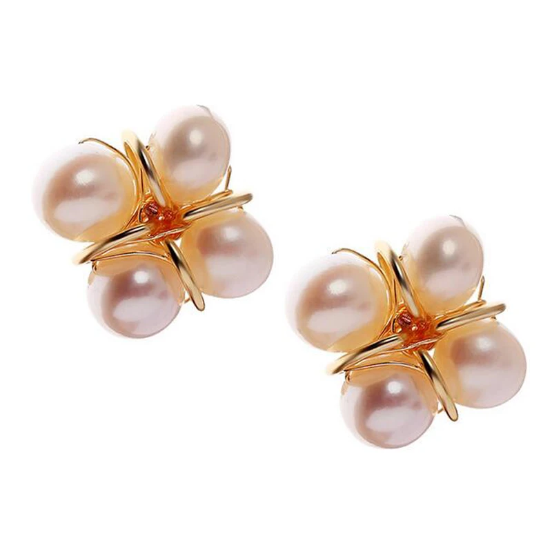 

Серьги-гвоздики женские белые с жемчугом, 2020