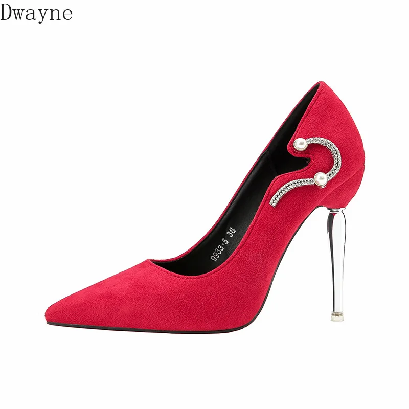 Женские свадебные туфли красные на высоком каблуке с острым носком весна 2019 |