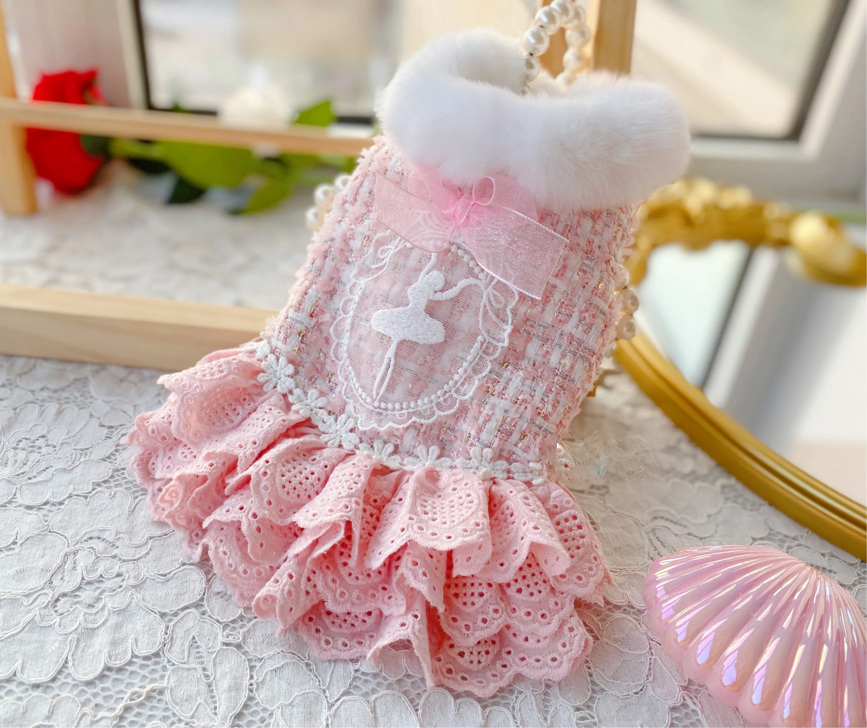 Handmade Tweed Dog Clothes Coat Pet Dress Cute Pink Fur Collar Lace Skirt Princess Style Winter Outfit Poodle Yorkie Maltese | Дом и сад