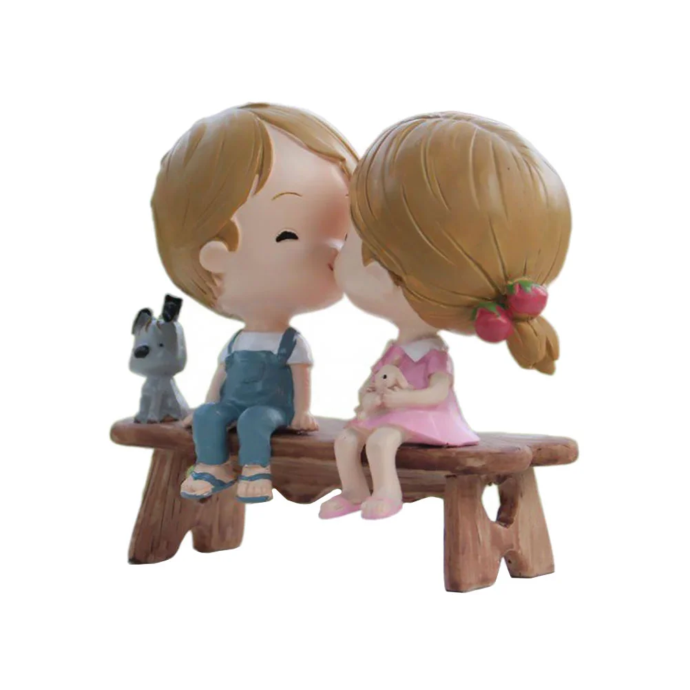 

Creative Cake Couple Doll Valentine's Day Couple Decor Wedding Doll Decor