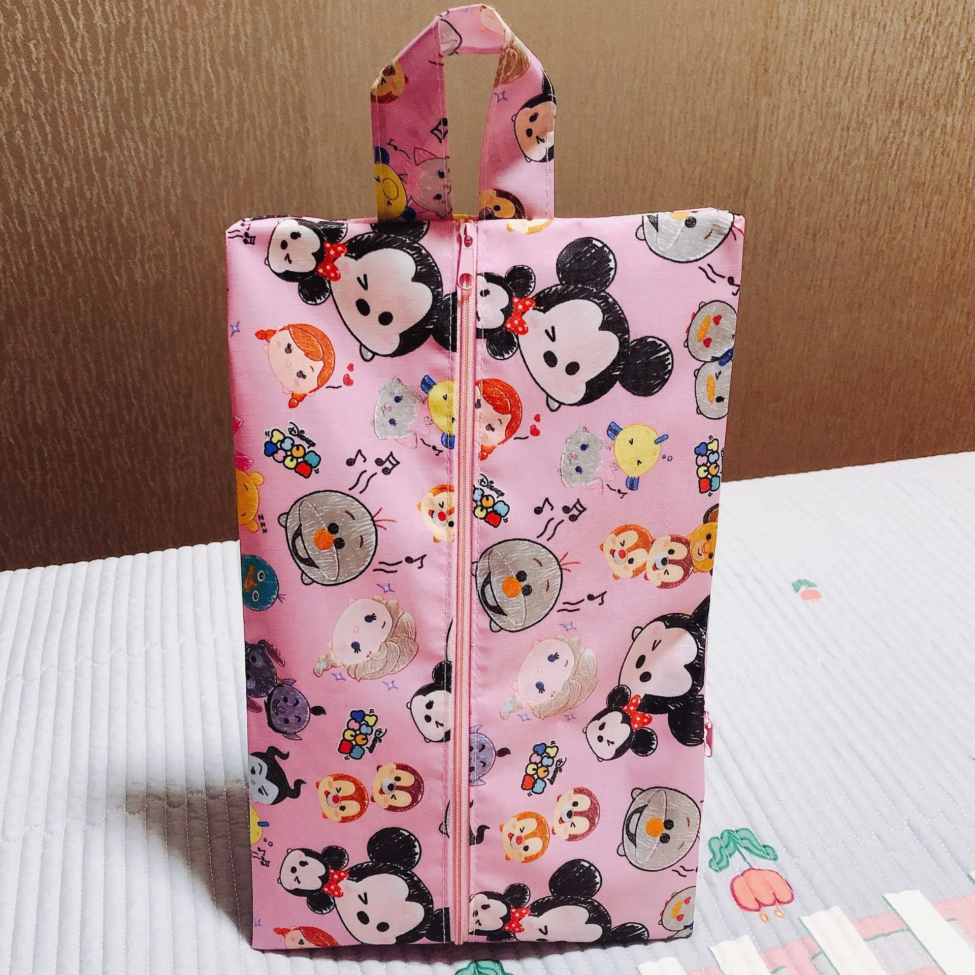 Водонепроницаемая сумка для хранения обуви и полотенец с изображением Микки