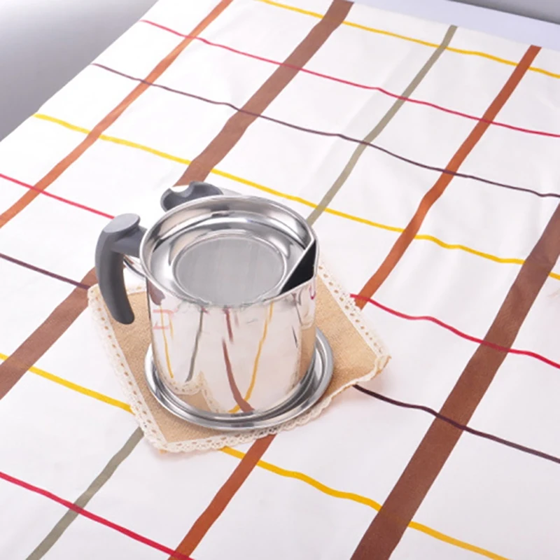 

2.3L Oil Filter Pot Kitchen House Large Capacity Filter Oil Slag Oil Separator Oil Bottle Kitchen Filter Pot