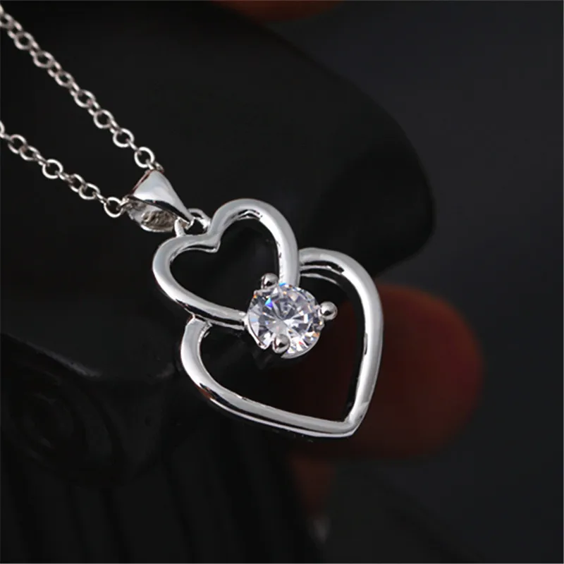

Новый Серебряный кулон Темпераментная Женская Классическая Подвеска ручной работы в форме сердца из циркония Ожерелье