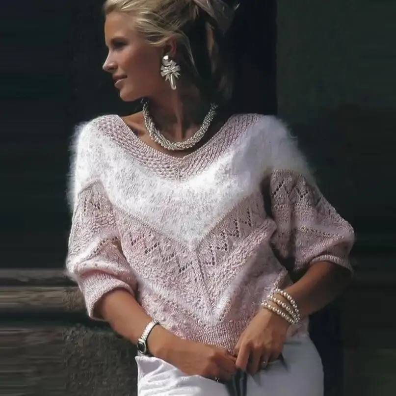 Свитер женский зимний с длинным рукавом круглым вырезом и симметричным