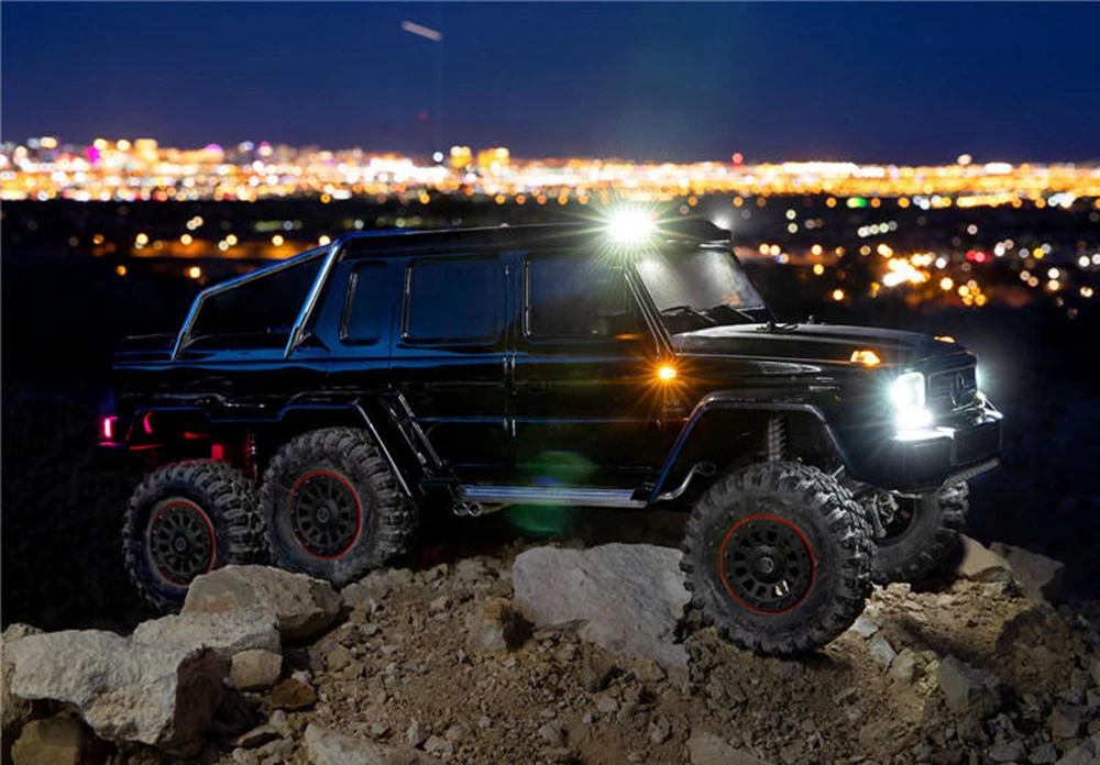 Дистанционное управление электромобилем TRAXXASS TRX6 Benzz G63 T6 6x6 | Игрушки и хобби
