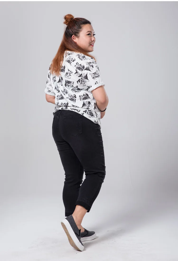 Женские рваные джинсы до щиколотки черные штаны оверсайз большого размера