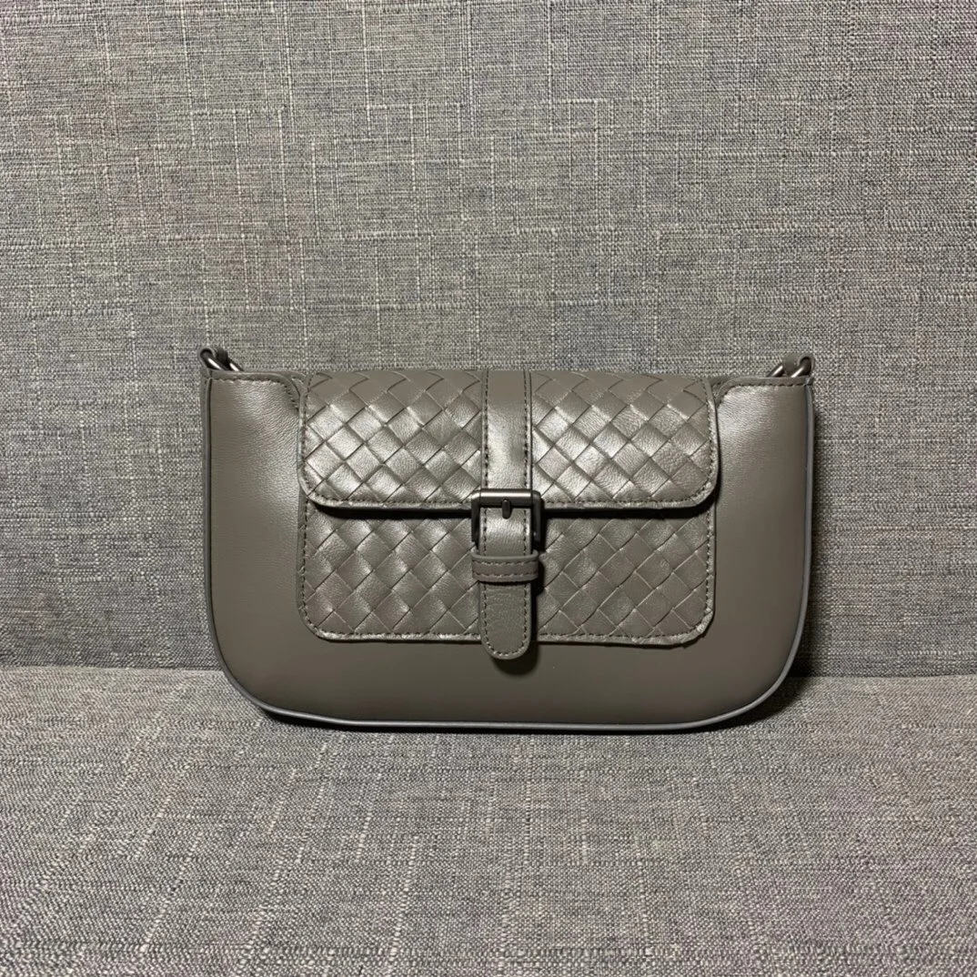 

free shipping fashion and color hand-made knitting genuine leather sheepskin women one shoulder bag crossbody bag 8 color 23.5cm