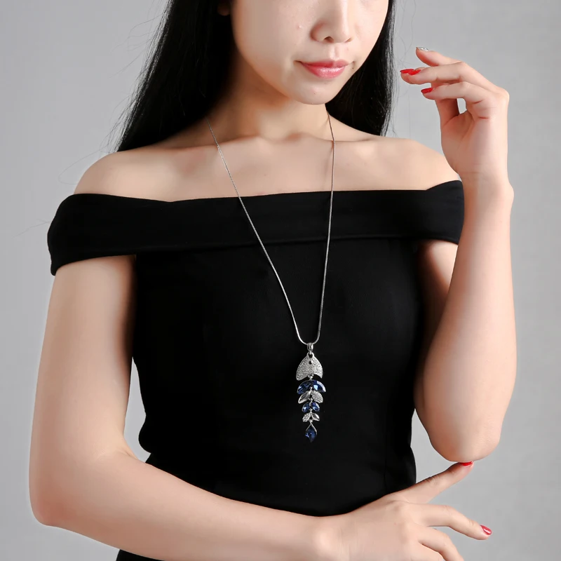 

Fish-shaped blue crystal pendant necklace silver color jewelry elegant pendant necklace ladies jewelry