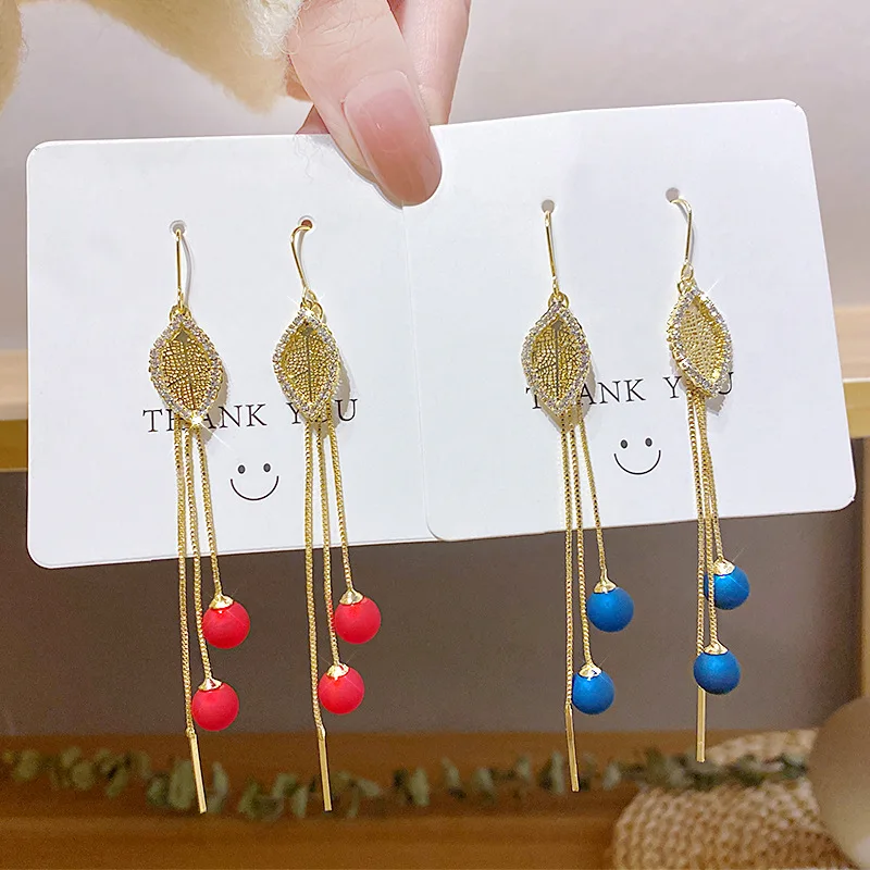 

Retro ethnic style wave length Simia tassel temperament earrings personality earrings red earrings