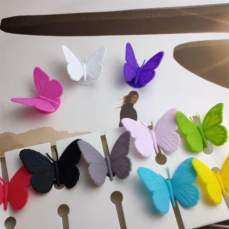 

20 Pcs Silicone Wine Glass Markers Butterfly Shape Wine Identifier Charms with Suction Cup Drinking Cup Signs (Random Color)