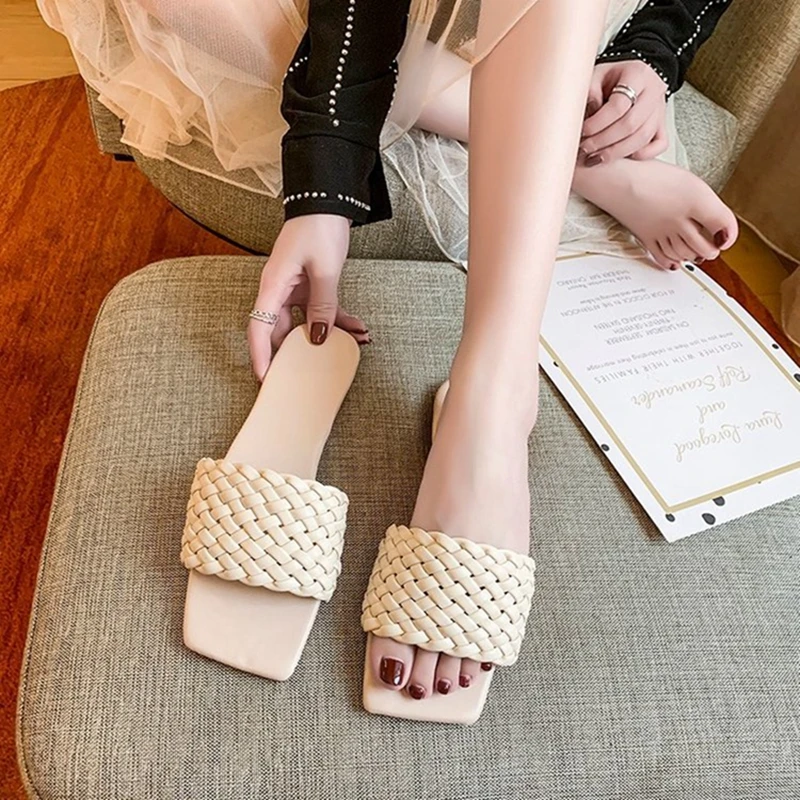 

YUKE Women Elegant Comfortable Non-slip Slip-on Shallow Lightweight All-match Flats Female Fashion Breathable Slippers