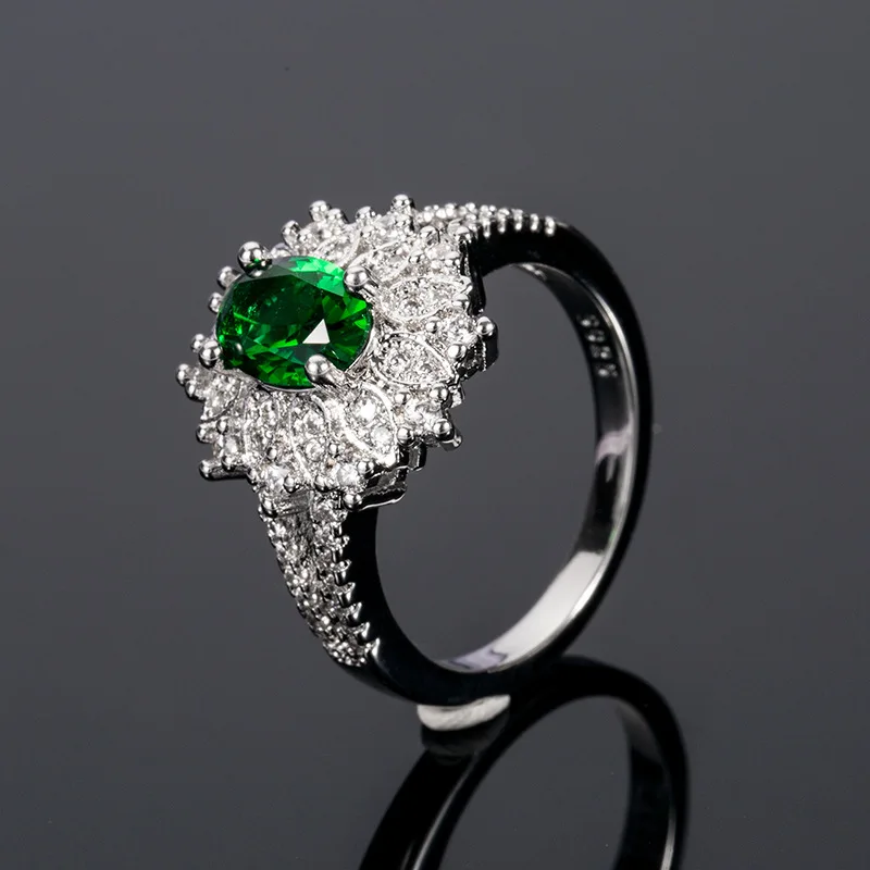 

Party Ring For Women Flower Shaped Creative Design Finger Ring With Green Cubic Zircon Official Occasion Women Jewelry