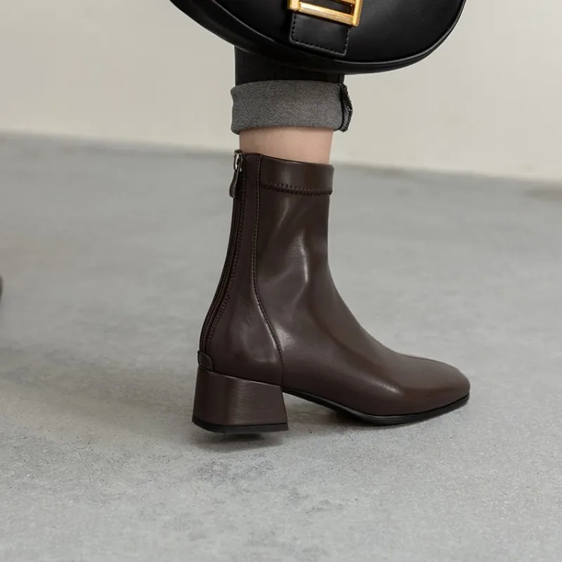 

winter The New fashion British style Square head Thick heel Martin boots black brown Beige Back zipper High heels Women boots