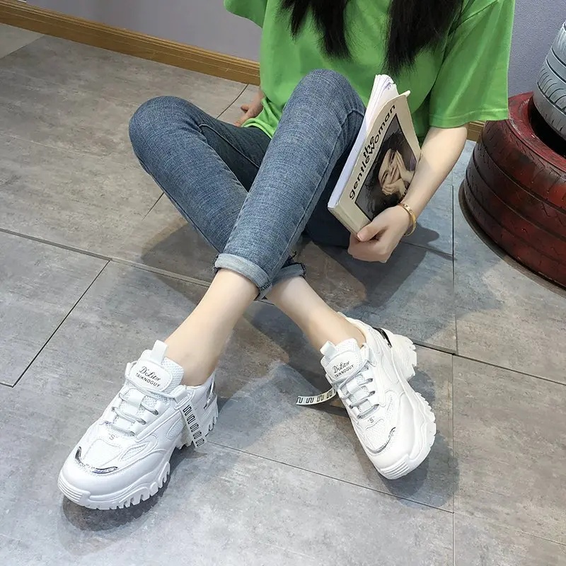 

2020 spring and autumn new daddy shoes female tide fashion wild casual sports shoes thick bottom increased net shoes X275