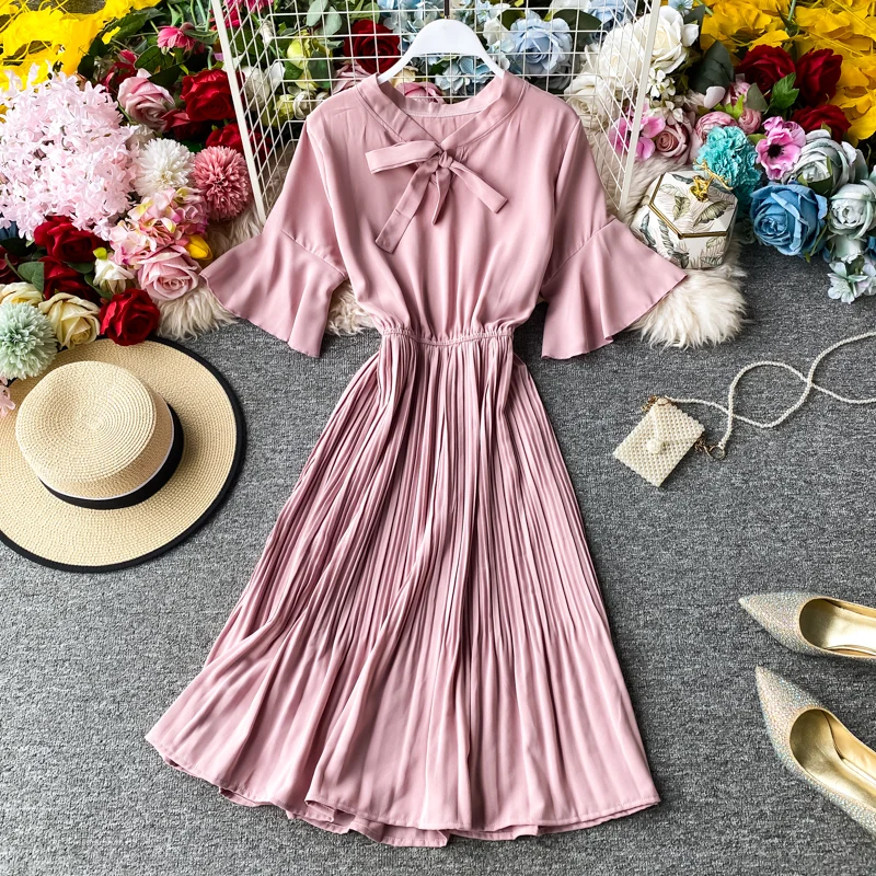 Женское пляжное платье в стиле ретро Элегантное Длинное плиссированное средней