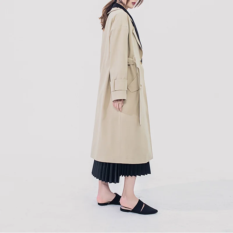 Тренч Женский длинный со шнуровкой с плиссировкой контрастного цвета на осень и