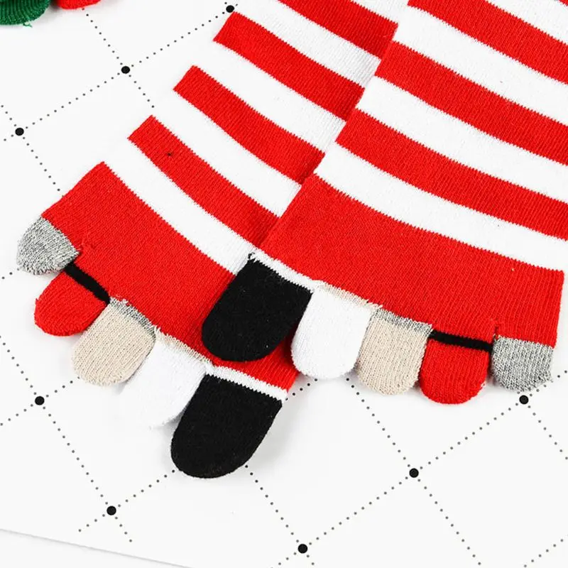 

4 Pair/box Unisex Sock Fashion Women Men Christmas Cartoon Printed 5-toe Socks AXYD