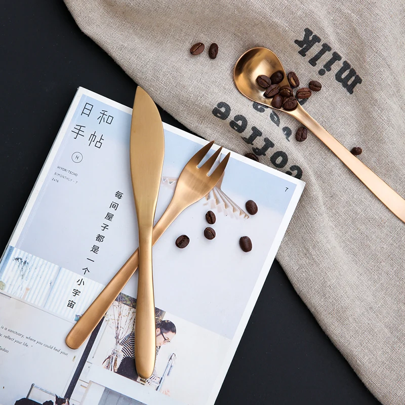 Королевский набор посуды европейская винтажная портативная посуда столовых