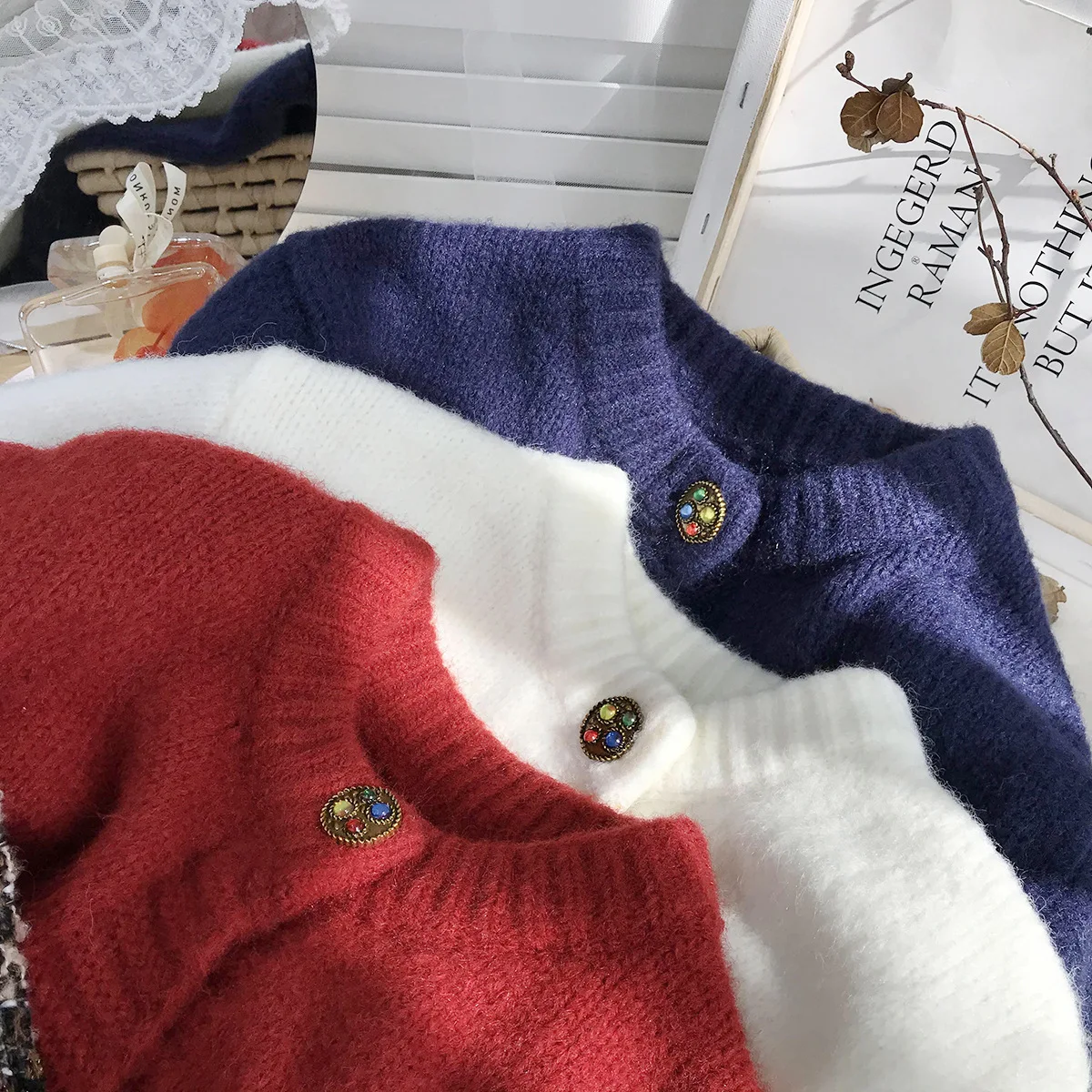 

Little Xiangfeng Fashion Temperament Sweater Jacket 2021 New Retro Lazy Style Sweet Fresh Knitwear