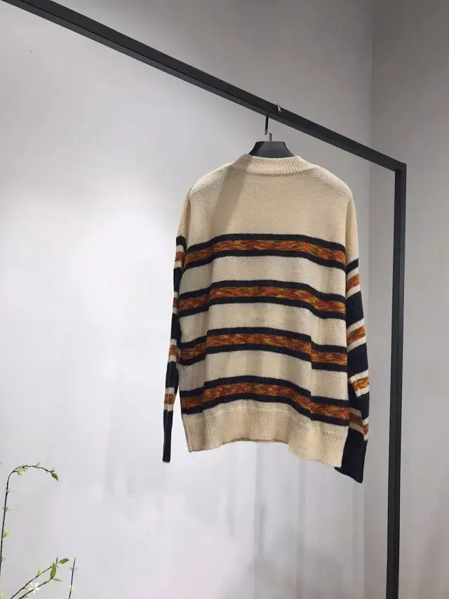 Женский свитер из смеси мохера с длинным рукавом и круглым вырезом пуловер в