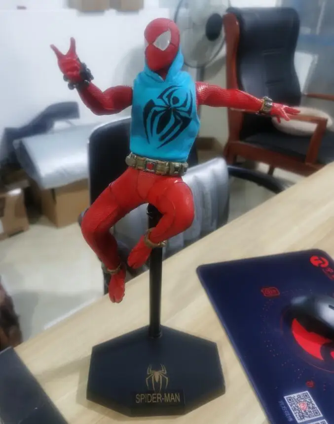 

Team of Prototyping Spiderman with Frabic Cloth 1/6 Statue Action Figure Model Toys