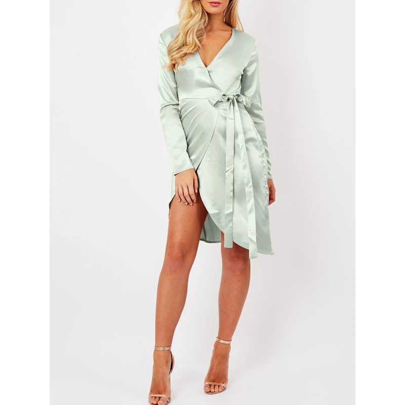 Женское атласное платье с v-образным вырезом Элегантное Шелковое средней длины в