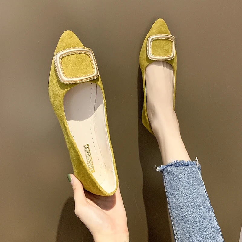 

Женские туфли на плоской подошве, с острым носком, без застежки