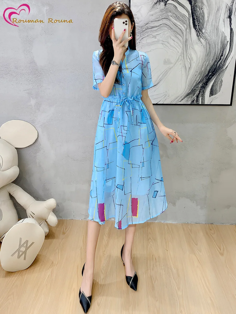 

Качественное женское матовое атласное платье, Новинка лета 2021, юбка средней и длинной длины с принтом и эластичным поясом