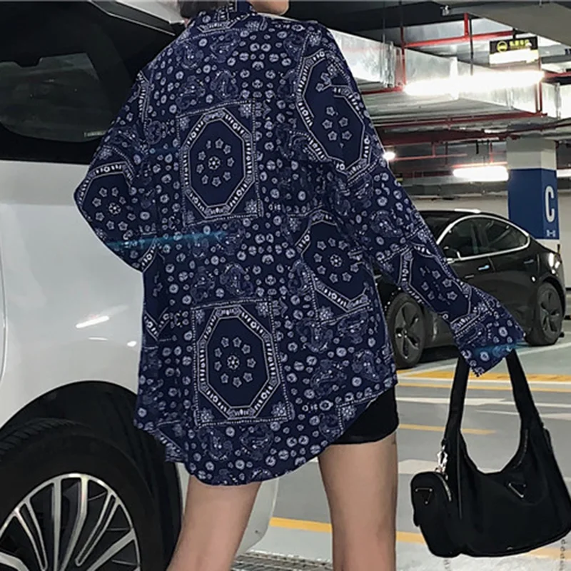 

Streetwear Style Shirt For Women Lapel Collar Long Sleeve Print Hit Color Hit Color Blue Blouse Female 2020 New Clothes Tide