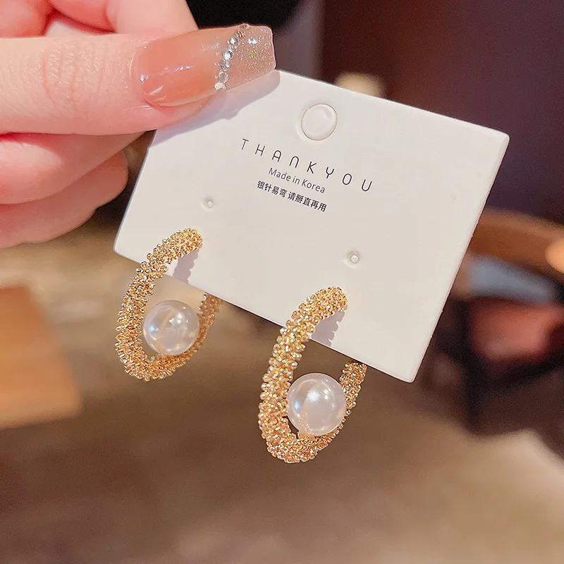 

Vintage Pearl Circle Round Hoop Earrings For Women Fashion Korean Style Gold Plated Earrings Party Jewelry Gift Wholesale