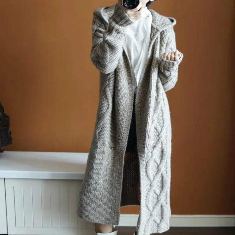 Женский длинный вязаный кардиган черный серый свитер с капюшоном и длинным