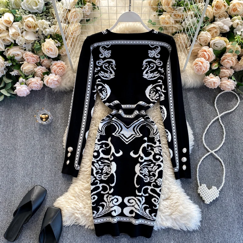 

Women Exotic Style Prints V-neck Autumn Winter New Slim Bud Dress Ladies Chic Prints Dress