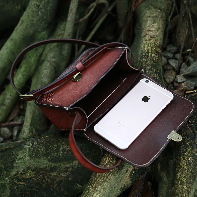 

Messenger bag satchels 2020 new large capacity small square bag simple retro vertical small square bag women's shoulder bag
